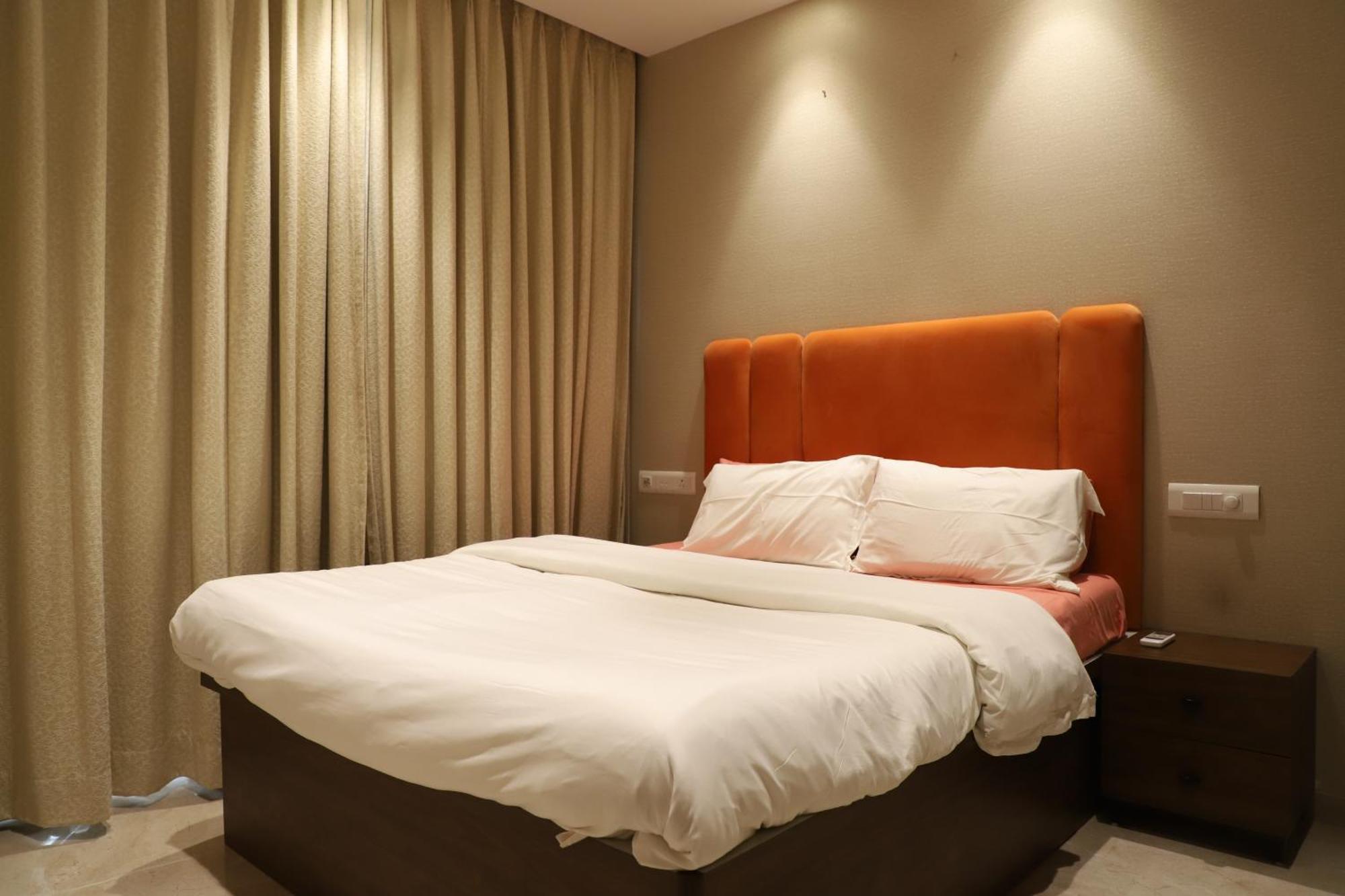 Zenia Luxury Suites And Serviced Apartments Mumbai Exterior photo